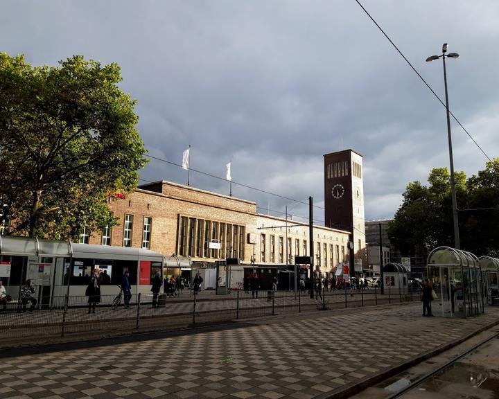 Cafetiero Dusseldorf Hauptbahnhof